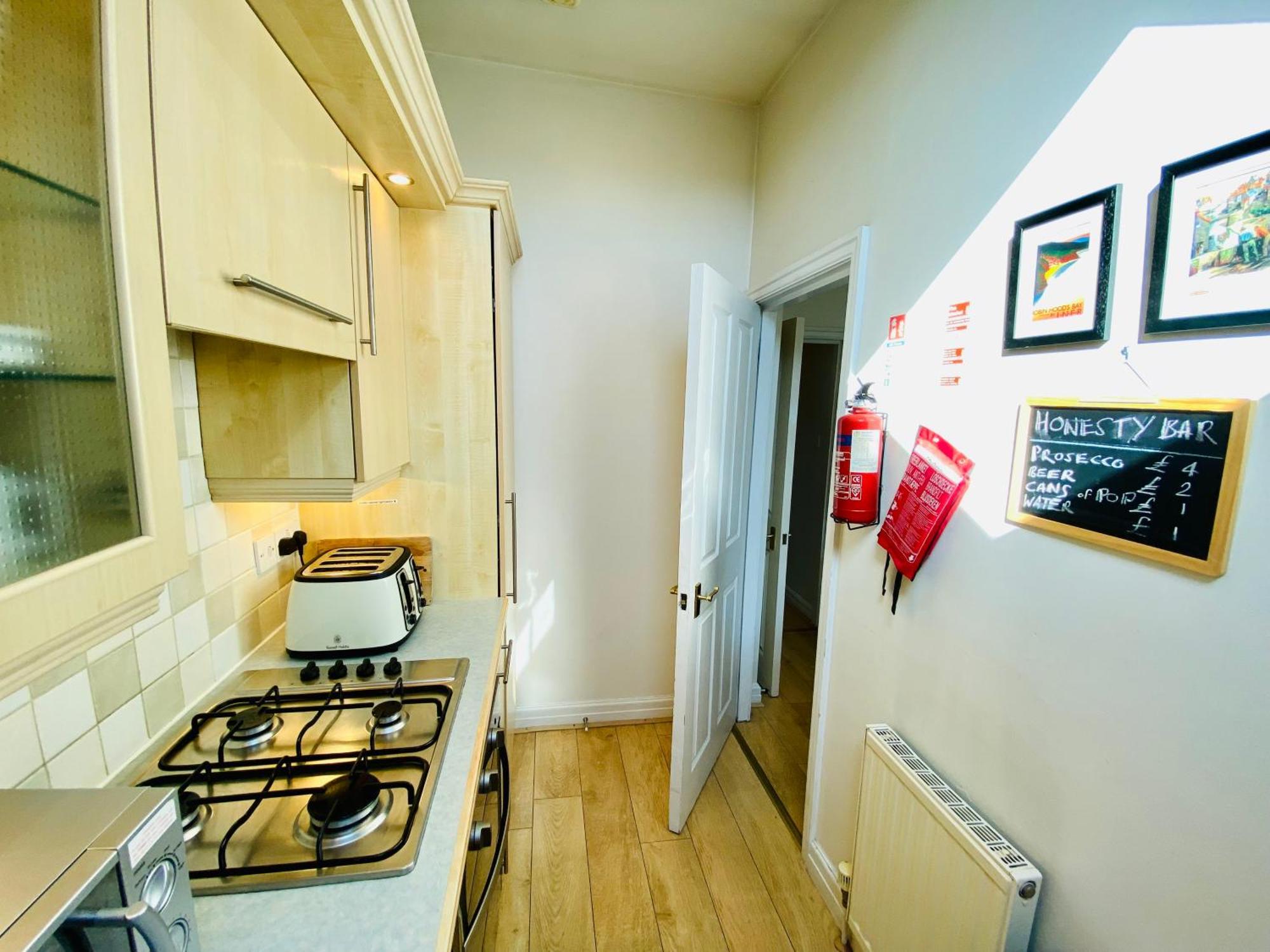 Апартаменты Views Over - 2bed Jade & Parking
