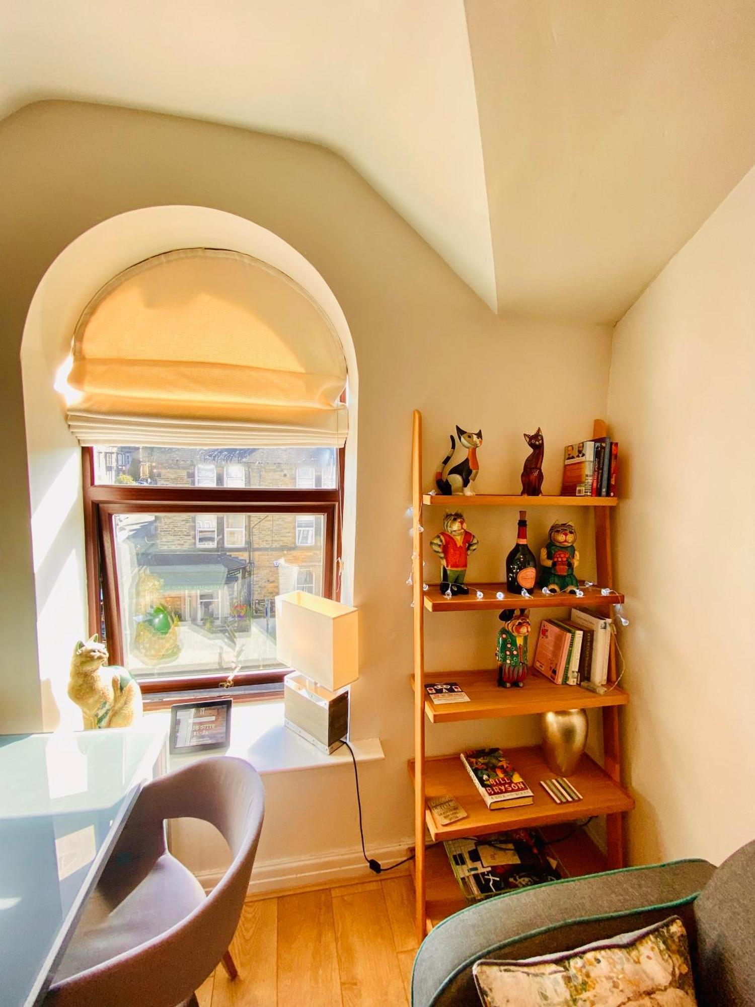 Views Over - 2bed Jade & Parking Apartment Harrogate